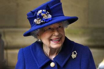 Reina Isabel II asistirá homenaje a caídos en guerra