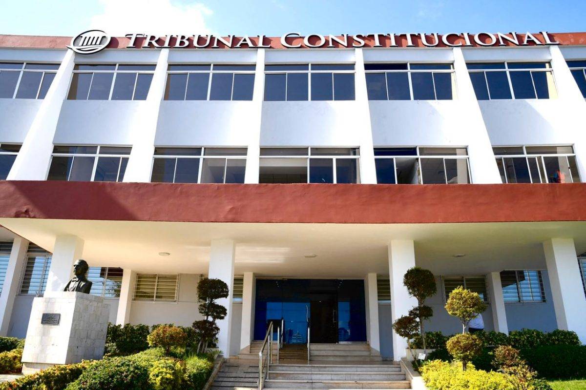 Colegio de Abogados apodera al TC sobre conflicto con Cámara de Cuentas