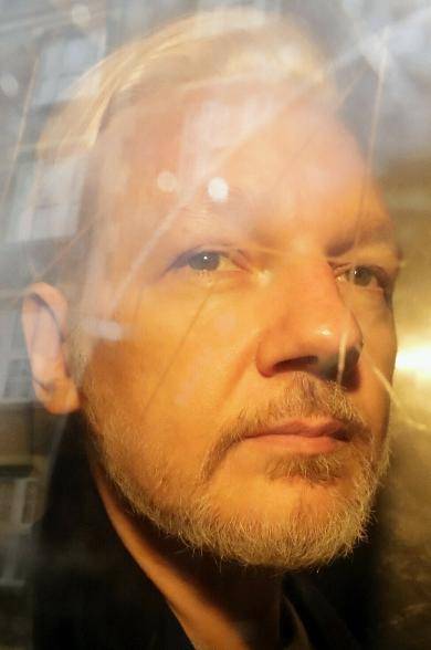 Corte británica abre puerta extradición Assange EEUU
