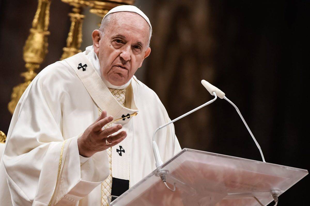 El papa en Grecia: Jóvenes “son de redes sociales pero poco sociales»