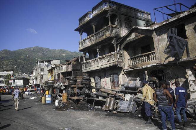 “Estamos abrumados”, solicitan material médico tras explosión en Haití