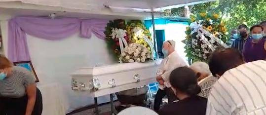 Familiares de dominicanos fallecidos en México reavivan dolor tras recibir cadáveres