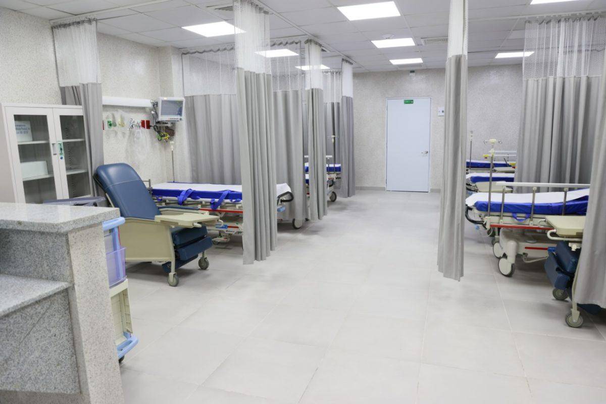 Irrumpen en hospital de Sabana Iglesia para intentar matar pacientes