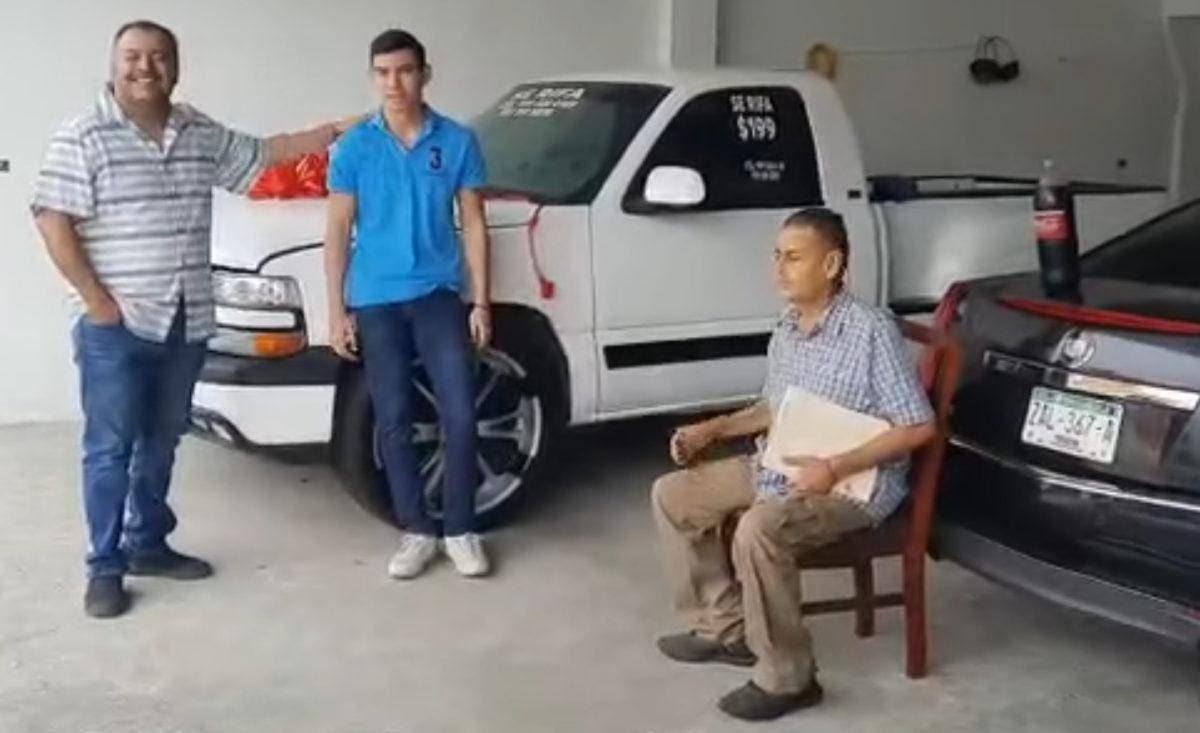 Vídeo: Hombre padece cáncer rifa su camioneta y el ganador se la regresa