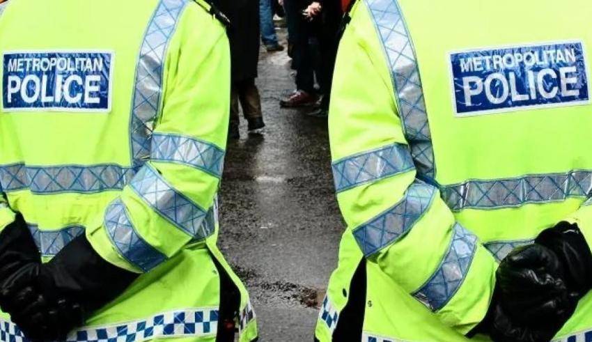 Una mujer detenida tras la muerte de 4 niños en un incendio en Londres