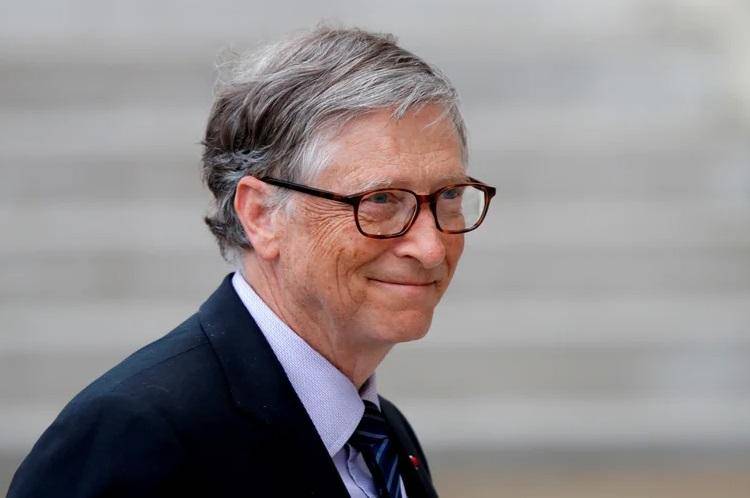 Bill Gates: los teléfonos inteligentes serán reemplazados por tatuajes electrónicos