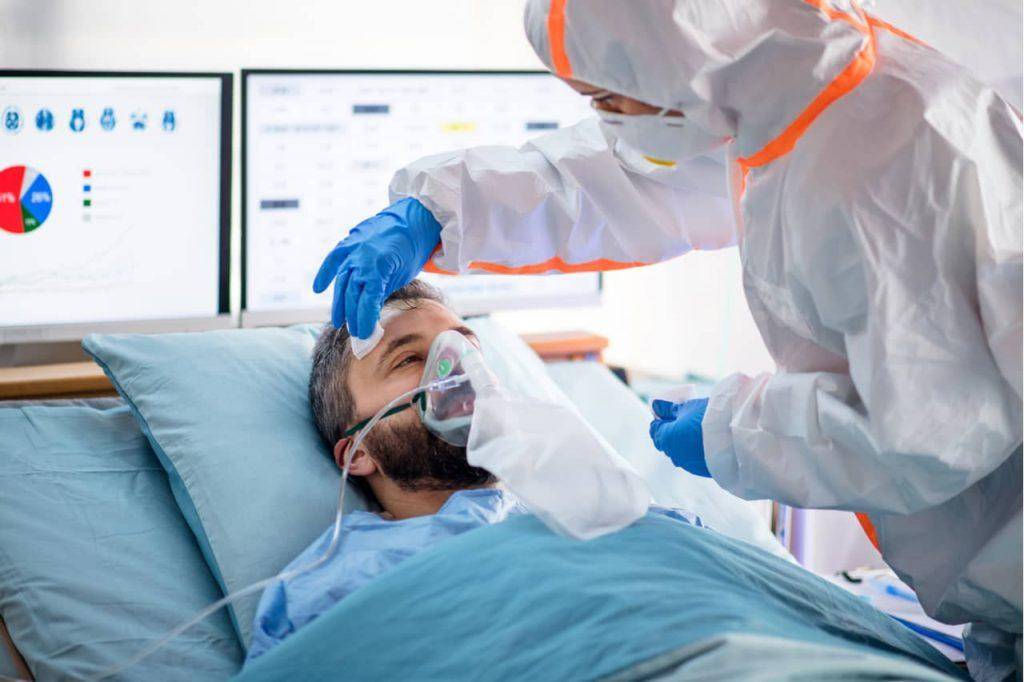 COVID-19: Francia dejará que personal de salud trabaje aun con el virus