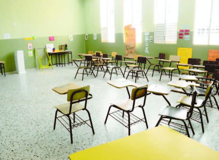 Aulas están casi vacías escuelas GSD y Santiago