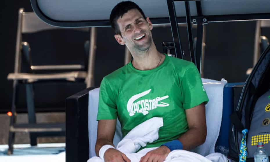 Juez ordena que Novak Djokovic no sea deportado de manera inmediata