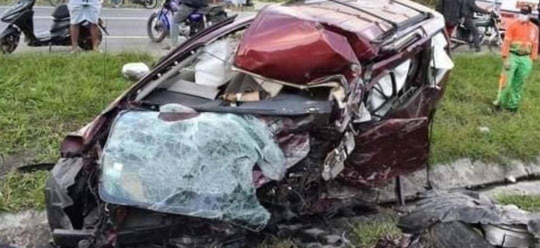 Video: Dos muertos en accidente de tránsito en la Autopista Duarte
