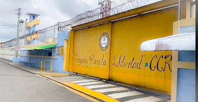 Investigan riña entre internos de Centro Corrección y Rehabilitación Moca