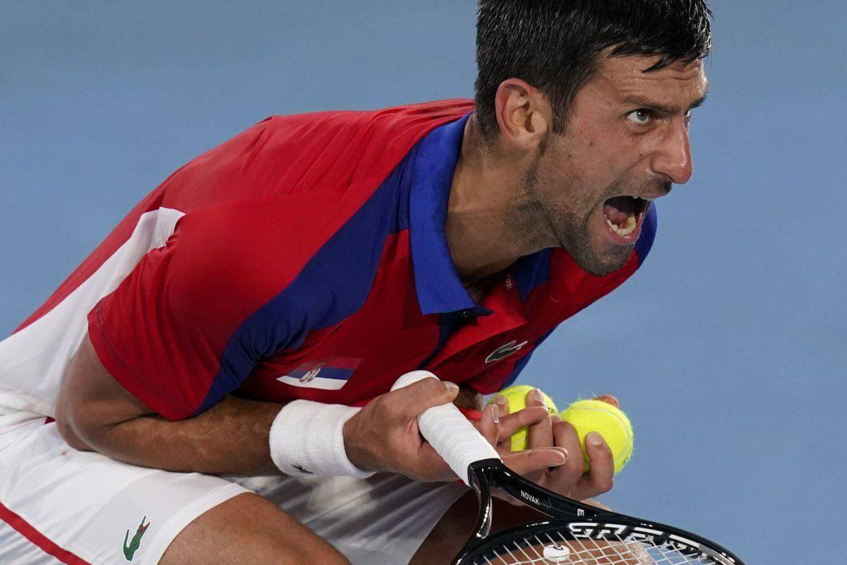 Djokovic, en el limbo mientras apela expulsión de Australia