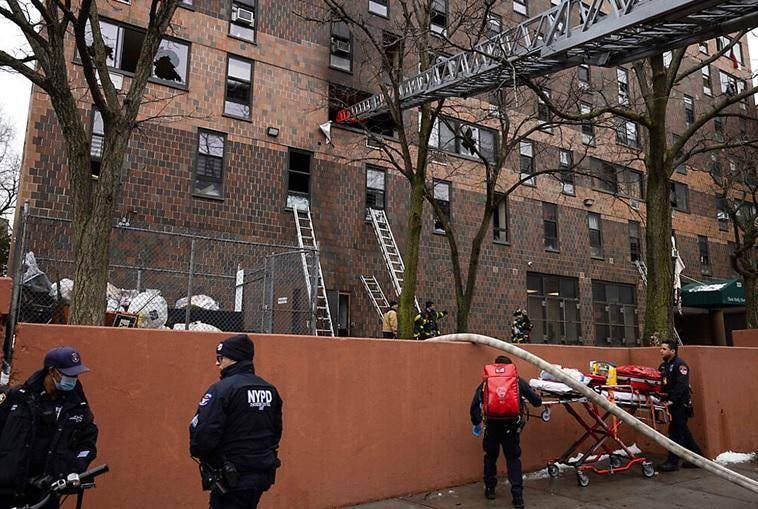Ofrecen servicios para afectados por mortal fuego en El Bronx