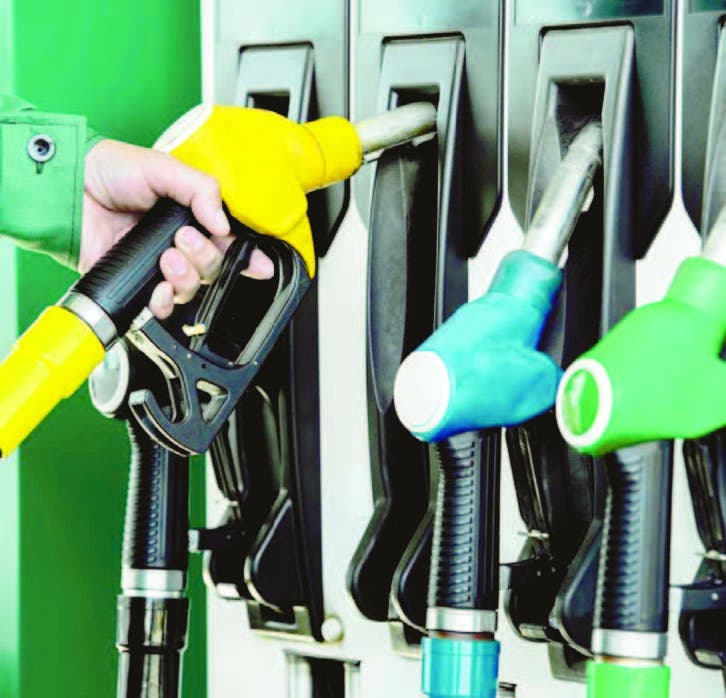 Sugiere bajar los tributos a combustibles en el país