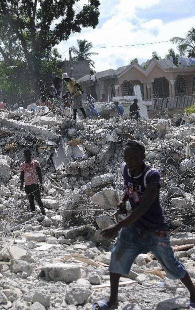 Gobierno de Haití pide donación para reconstrucción