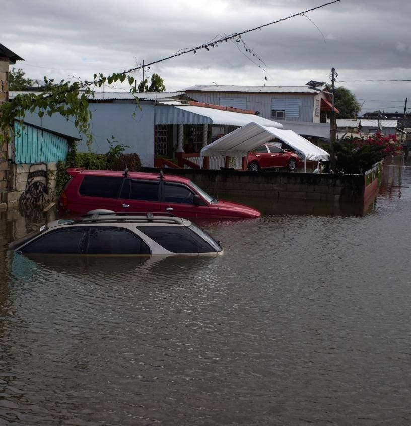 Lluvias causan destrozos en varias zonas de Puerto Rico