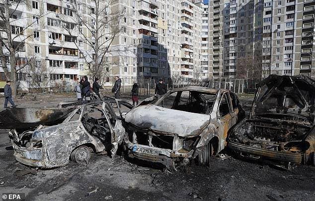 Fuerzas rusas atacan segunda ciudad más poblada de Ucrania