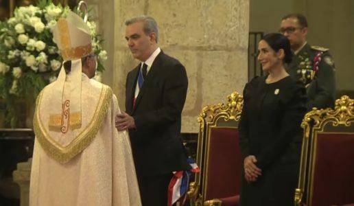 ABINADER EN LA CATEDRAL