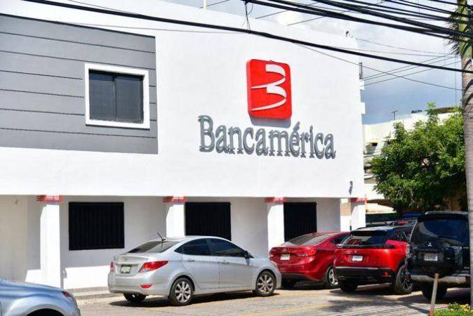 Situación de Bancamérica en la República Dominicana.