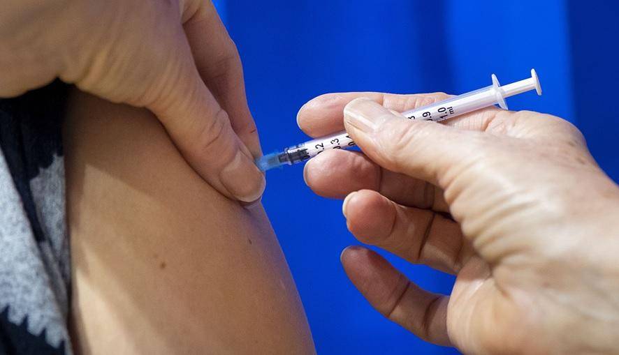 Despiden en NY 1,430 empleados por no vacunarse contra COVID-19