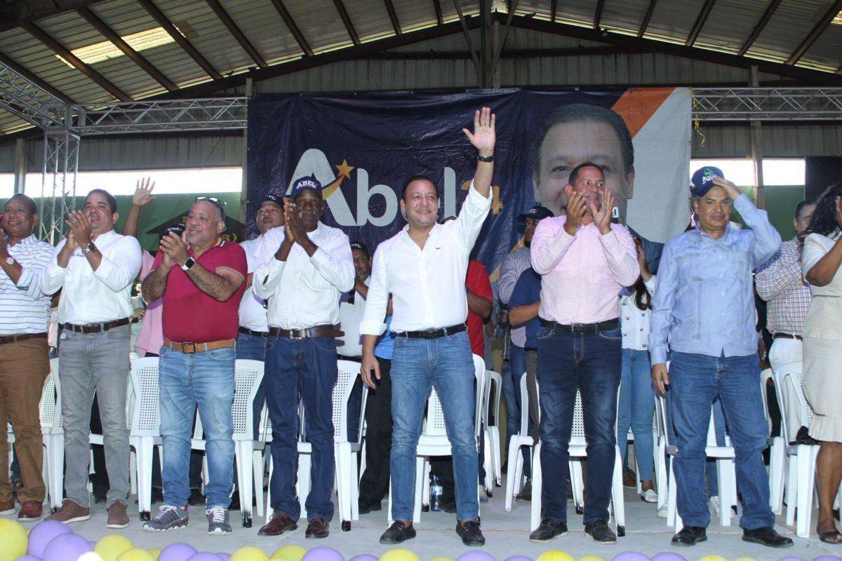 Abel Martínez consolida su proyecto presidencial en Montecristi
