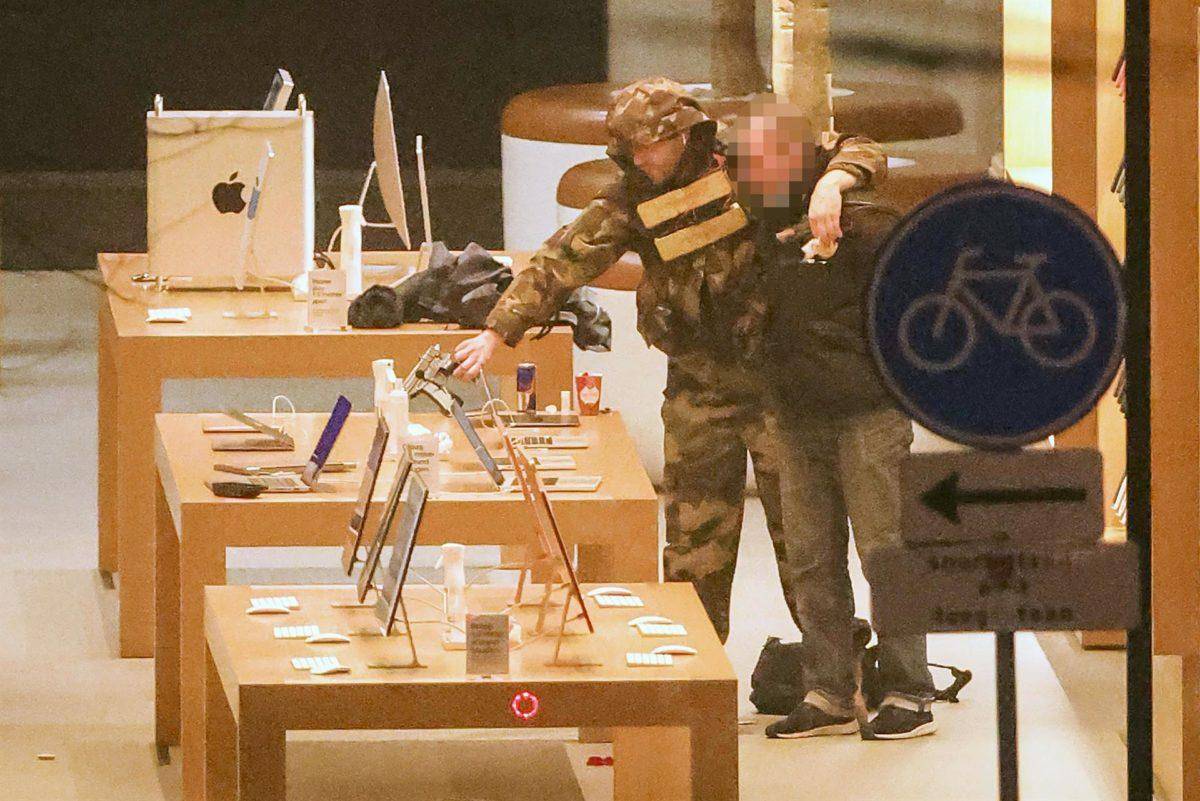 Policía de Ámsterdam pone fin a toma de rehenes en tienda de Apple