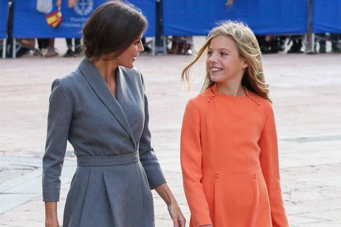 portada reina letizia e infanta sofia