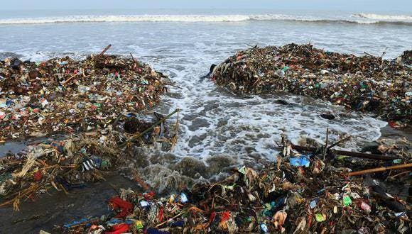 ¿Por qué urge nuevo tratado sobre contaminación por plásticos?