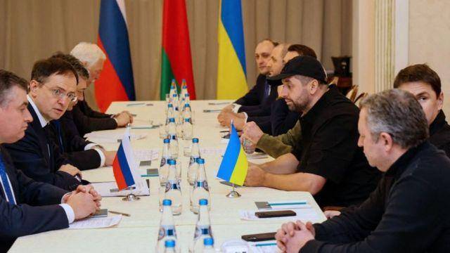 Tercera ronda de negociaciones entre Rusia y Ucrania será el lunes 7