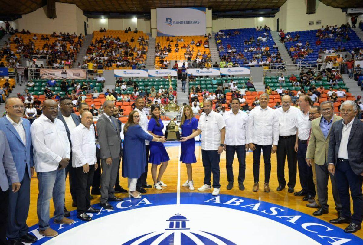 ¡Dan primero! CDP triunfa en apertura baloncesto de Santiago