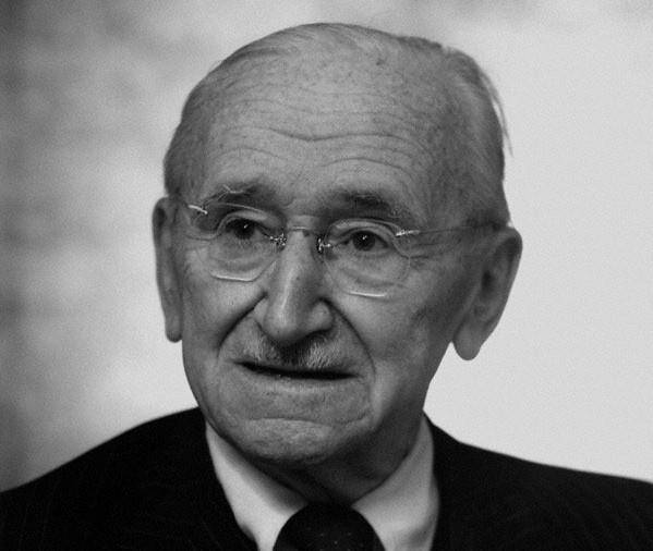 Hoy en la historia. Muere el economista Friedrich von Hayek