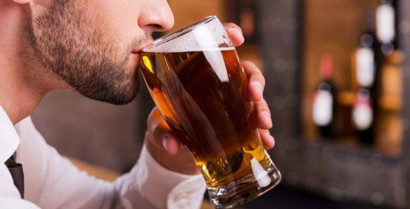 5 TIPS PARA TOMAR CERVEZA EN VASO1