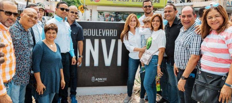 La alcaldesa Carolina Mejía entrega un bulevar a sector INVI