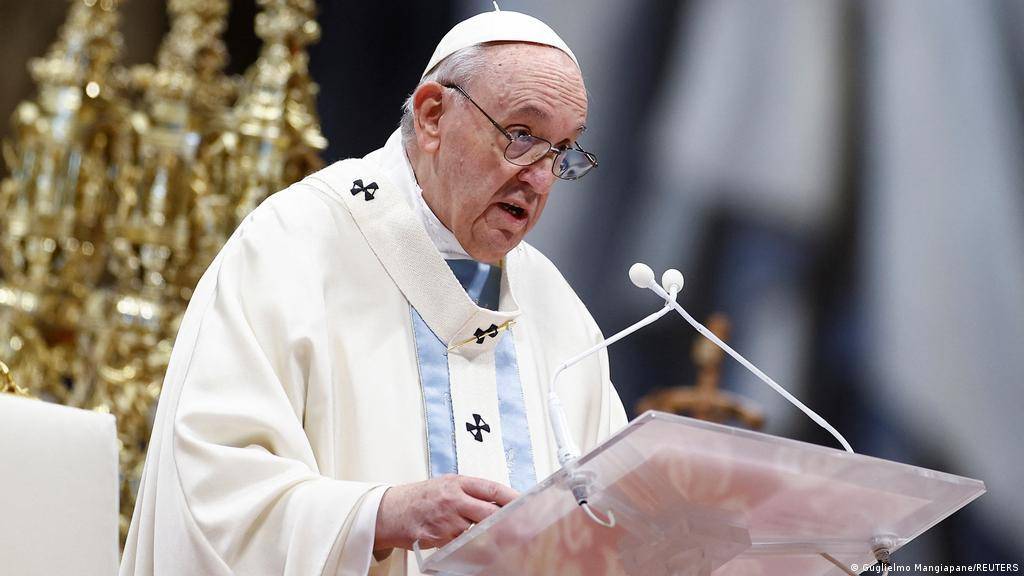 Papa Francisco: “La humanidad se ve amenazada por el abuso del poder»