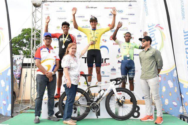 Carlos Hernández gana primera etapa Tour Ciclístico Cibao