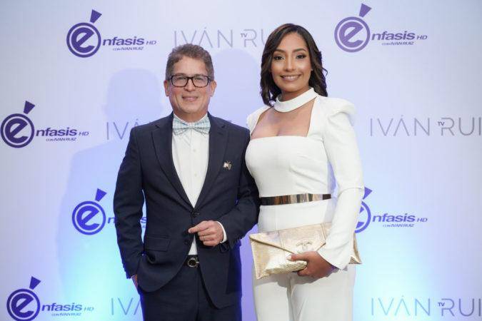 Iván Ruiz junto a su esposa Laura Guzmán