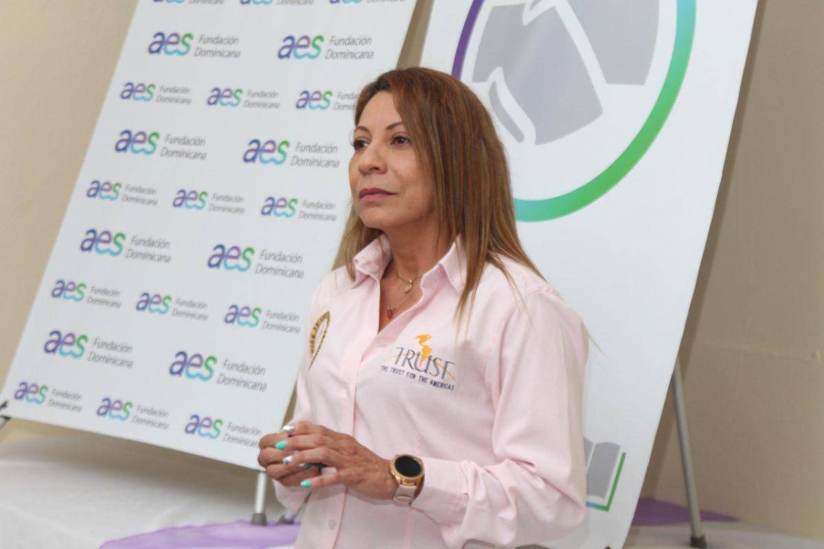 Apoyan a emprendedores de Boca Chica, La Caleta y Los Mina