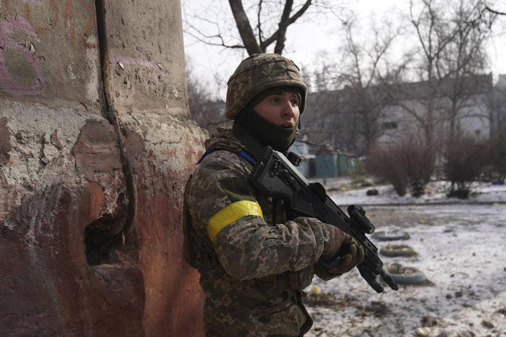 Ucrania: 35 muertos en un ataque ruso a base militar
