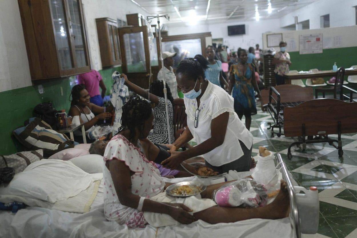 Huelga de personal paraliza al mayor hospital de Haití