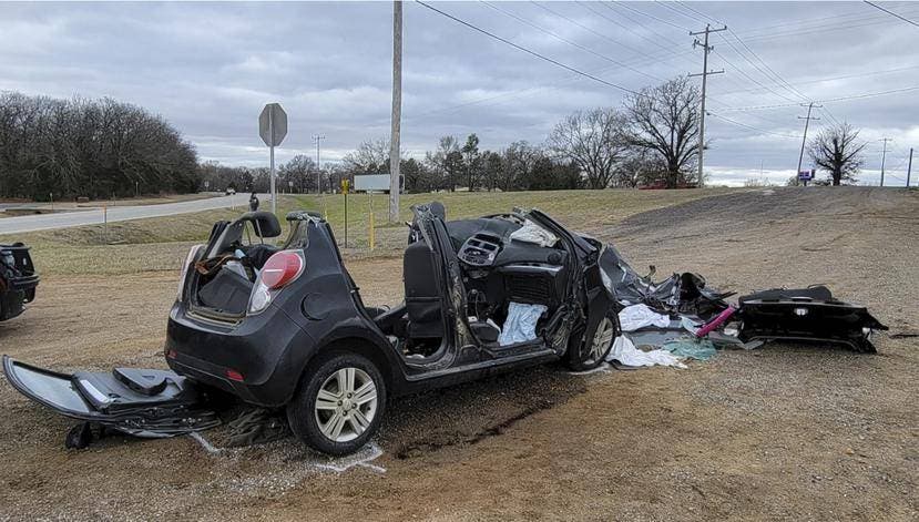 Choque en Oklahoma deja 6 estudiantes adolescentes muertos