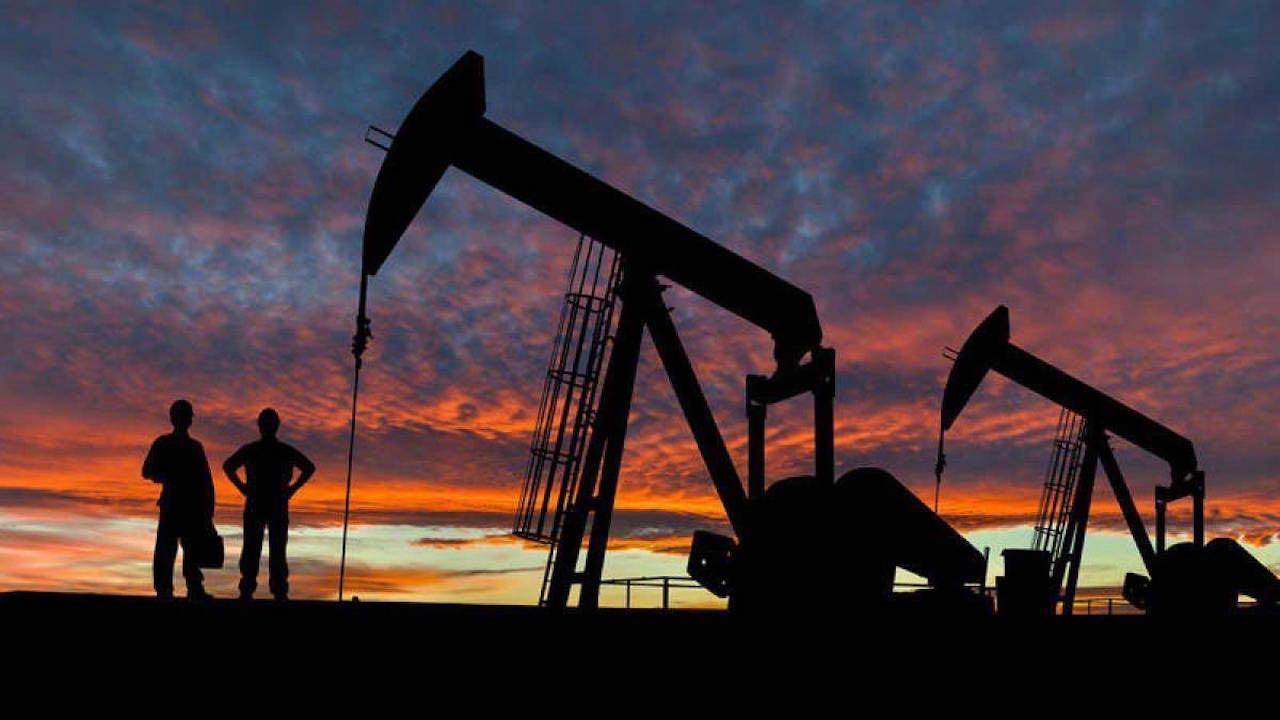 Petróleo de Texas baja 1,2 % y cierra en 82,94 dólares el barril