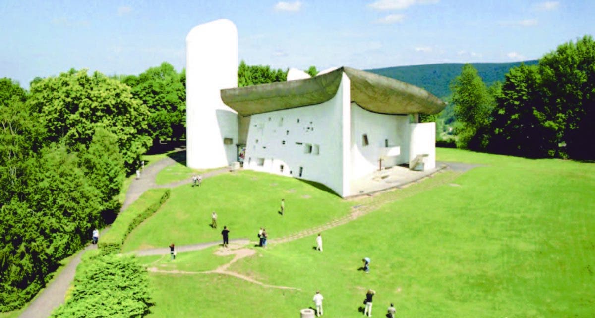Casaculto, una casa para el culto y la oración: La capilla Ronchamp de Le Corbusier