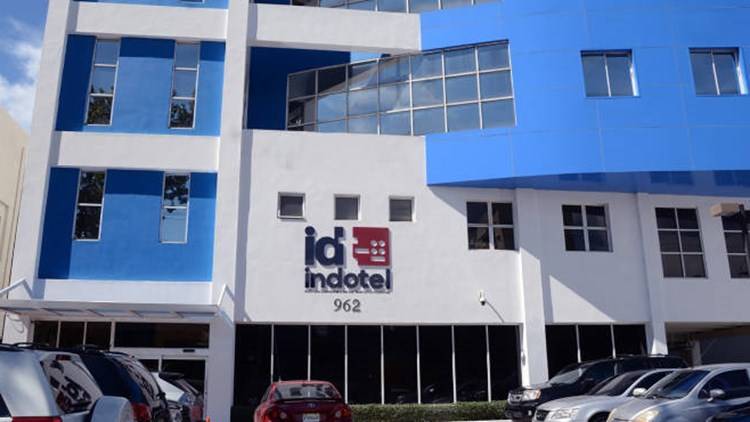 Indotel extiende suspensión de concesiones de licencias
