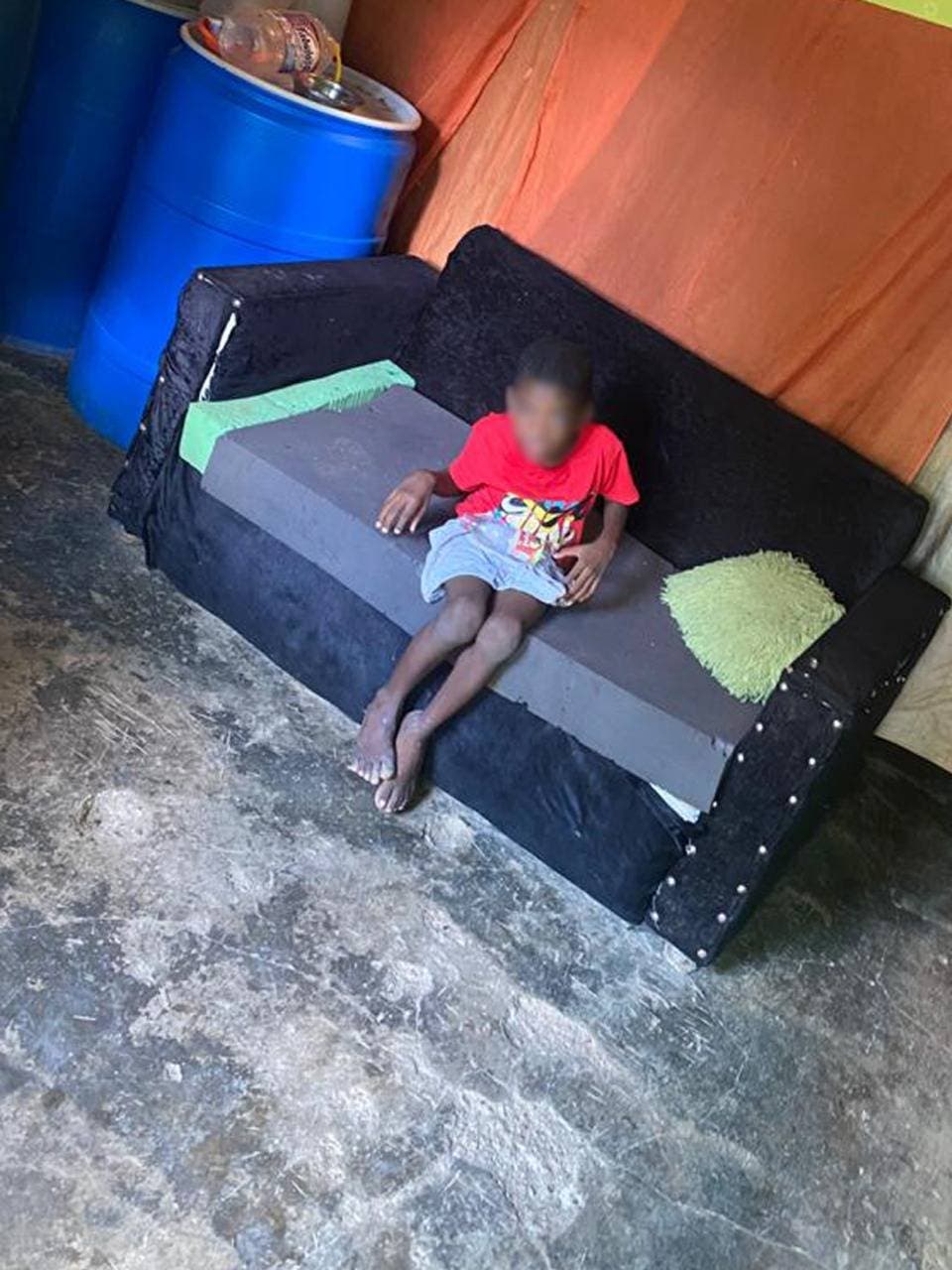 Ayuda: niño con retraso psicomotor necesita una cama