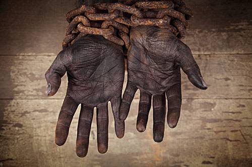 Los códigos jurídicos esclavistas: Relación entre derecho y esclavitud