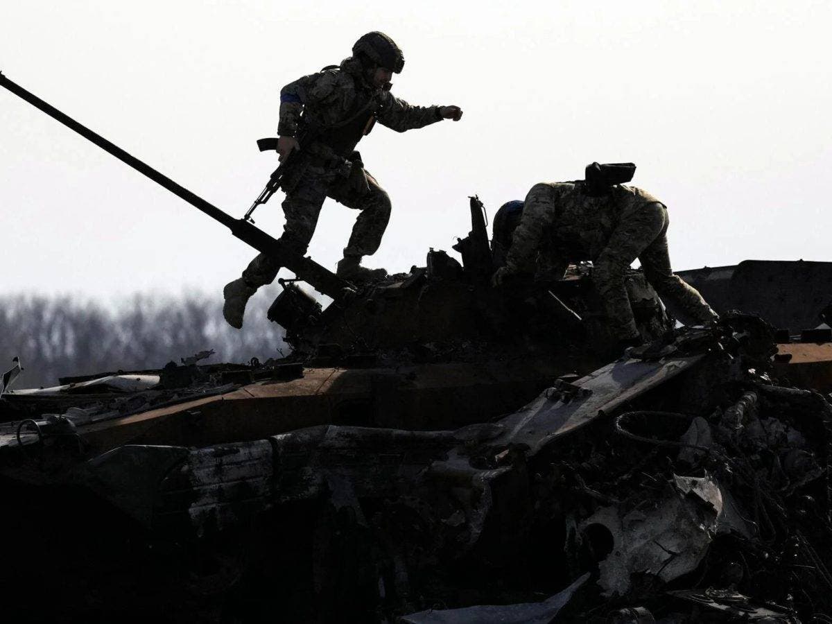 Misil ruso mata a 30 civiles en estación de tren en Ucrania