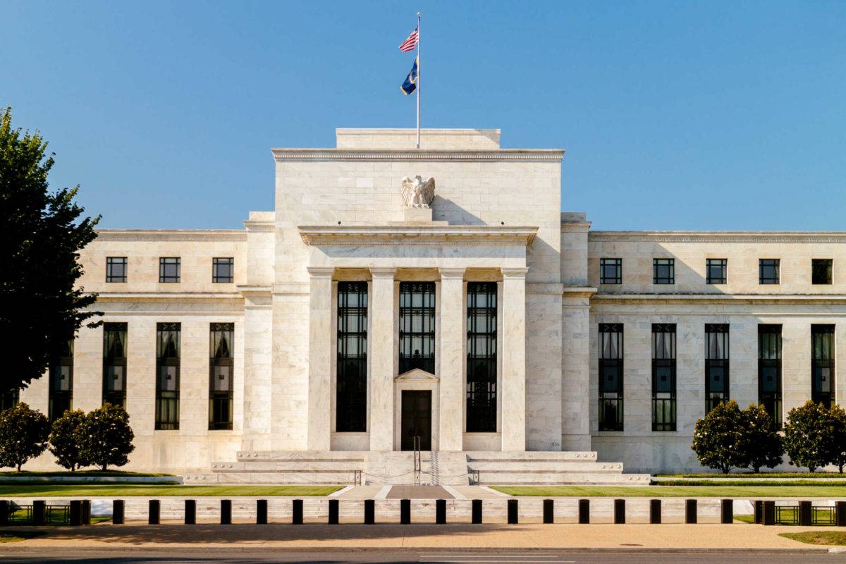 Reserva Federal FED impulsará mayores alzas tasas en décadas