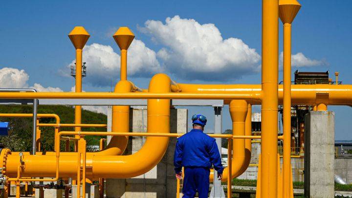 Ucrania corta un tercio de gas ruso que va hacia Europa