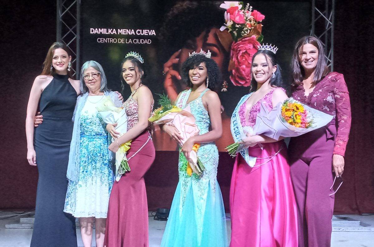 Festival de las Flores “A Todo Color”  realiza coronación de su Reina 2022