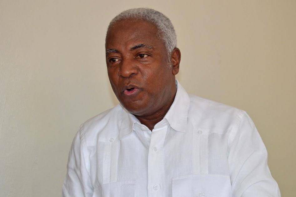 Edwin Paraison pide a  EE. UU. ayudar Haití controlando llegadas crecientes de armas